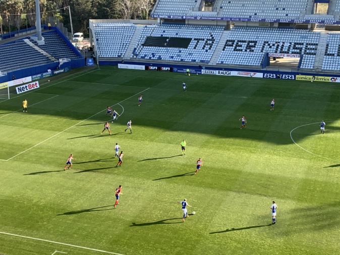 Football : Vendredi sans pour le SCB battu par Avranches Football : Vendredi sans pour le SCB battu par Avranches