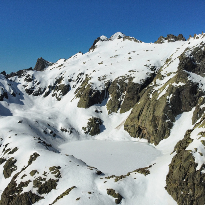 La photo du jour : Capitellu gelé La photo du jour : Capitellu gelé