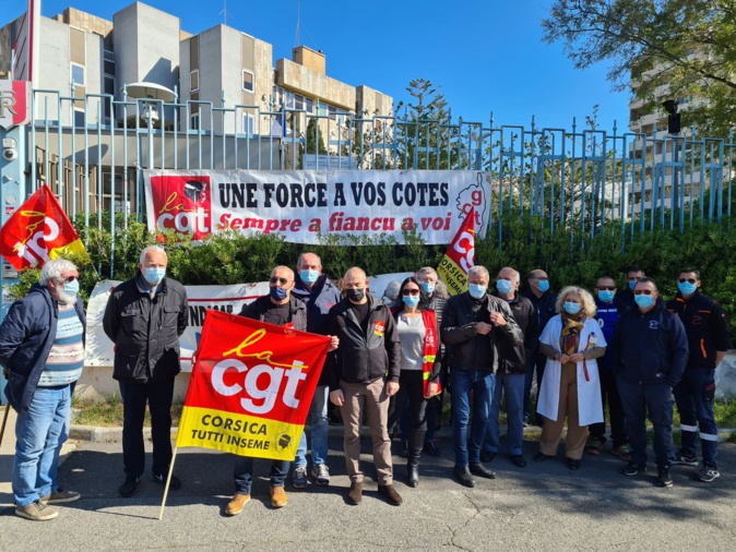 Le rassemblement de la CGT ce jeudi 8 avril 2021 faisait écho aux manifestations dans d'autres villes de l'Hexagone. Crédits Photo : Pierre-Manuel Pescetti