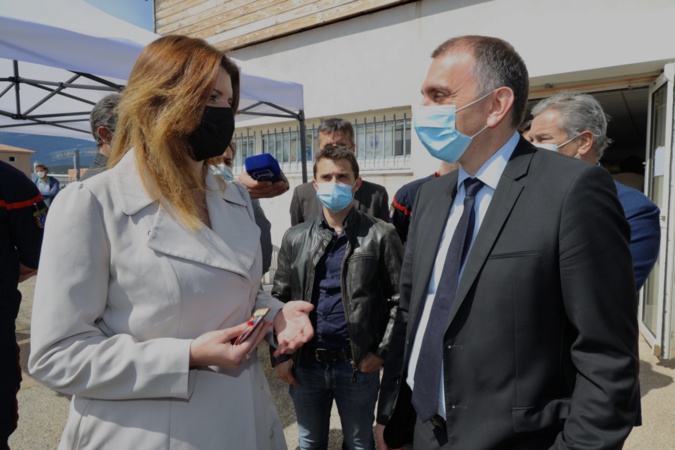 Marlène Schiappa et Jean-Christophe Angelini à Porto-Vecchio. Photo : Laurent Roch Marlène Schiappa et Jean-Christophe Angelini à Porto-Vecchio. Photo : Laurent Roch