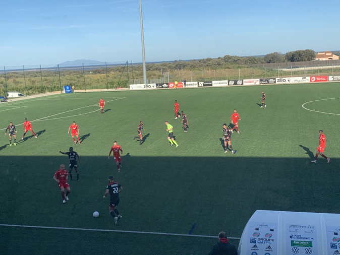 Football National 1 : Toujours pas de victoire pour le FCBB accroché par Annecy (0-0) Football National 1 : Toujours pas de victoire pour le FCBB accroché par Annecy (0-0)