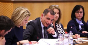 Nanette Maupertuis et Gilles Simeoni à Bruxelles. Photo CNI. Nanette Maupertuis et Gilles Simeoni à Bruxelles. Photo CNI.