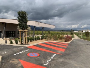 La chambre d'Agriculture de la Haute-Corse à Vescovato : une vitrine de 2 500 m2 pour la production agricole La chambre d'Agriculture de la Haute-Corse à Vescovato : une vitrine de 2 500 m2 pour la production agricole