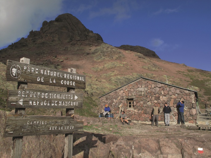 «GR20 Fra li monti, la légende corse» par Fernando Ferreira «GR20 Fra li monti, la légende corse» par Fernando Ferreira