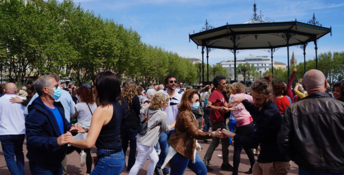 Bastia : Flashmob pour la culture place Saint Nicolas