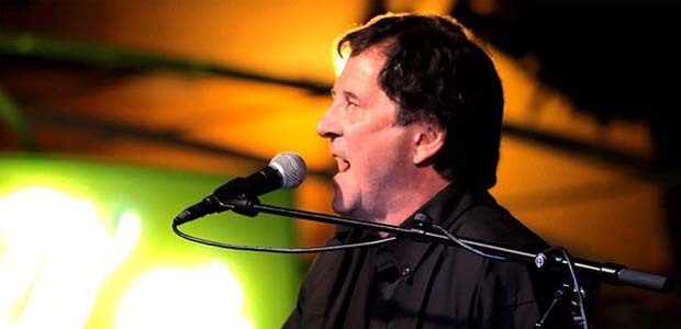 Danseuses brésiliennes, fanfares, Tao-By et Thomas Dutronc in Isula in festa