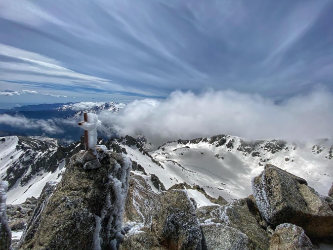 La photo du  jour : au sommet du Monte Rotondu