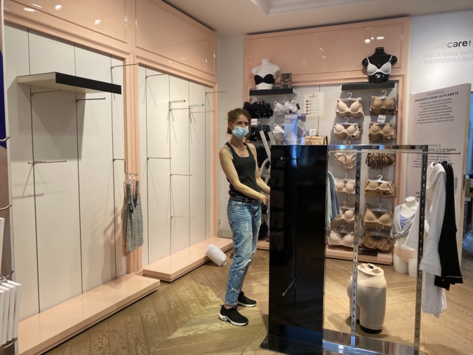 En images-Bastia : les commerçants se préparent à accueillir les clients  En images-Bastia : les commerçants se préparent à accueillir les clients