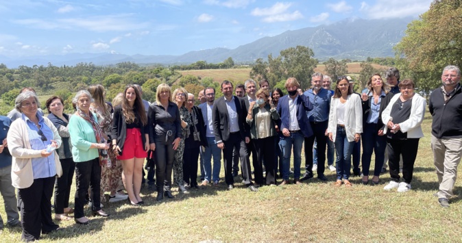 La liste "Terre de progrès" conduite par Jean-Charles Orsucci. La liste "Terre de progrès" conduite par Jean-Charles Orsucci.