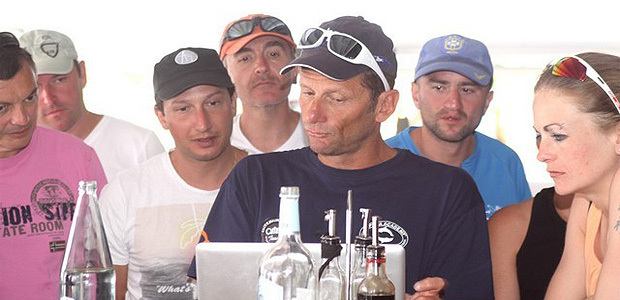 L'apnéiste Umberto Pellizari dirige un stage à Calvi Plongée