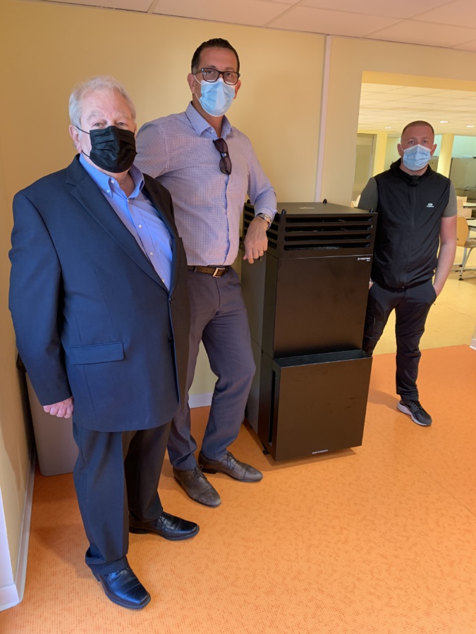 Michel Simonpietri et Louis Pozzo di Borgo ont présenté ce système high-tec Michel Simonpietri et Louis Pozzo di Borgo ont présenté ce système high-tec