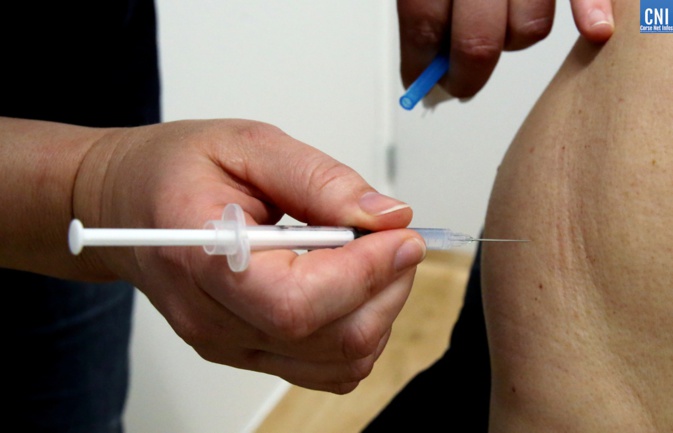 Vaccination contre la Covid-19 : vers une troisième dose en Corse ?