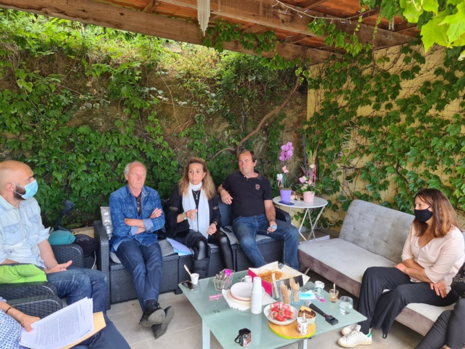 L'association compte une dizaine de membres et a déjà récolté plusieurs témoignages de victimes. Crédits Photo : Pierre-Manuel Pescetti L'association compte une dizaine de membres et a déjà récolté plusieurs témoignages de victimes. Crédits Photo : Pierre-Manuel Pescetti