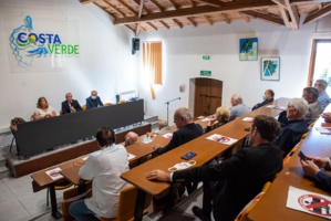 En Costa Verde. En Costa Verde.