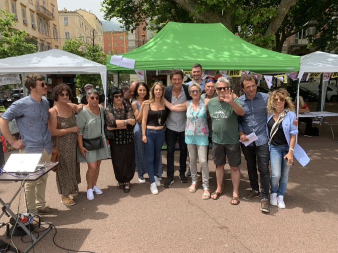 Richard  Boutry à l'opération de sensibilisation de l’InterCollectif Corse à Bastia : "Les mesures gouvernementales sont scandaleuses"