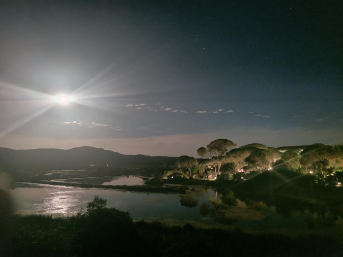 La photo du jour : Les Salines de Porto-Vecchio sous la pleine lune