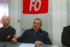 Marcel Santini au centre de la photo en 2018, archives CNI Marcel Santini au centre de la photo en 2018, archives CNI