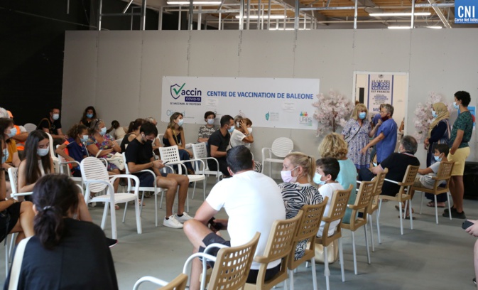 Covid-19 : Après les annonces de Macron, plus de 1000 personnes attendues ce mardi au centre de vaccination de Baleone Covid-19 : Après les annonces de Macron, plus de 1000 personnes attendues ce mardi au centre de vaccination de Baleone