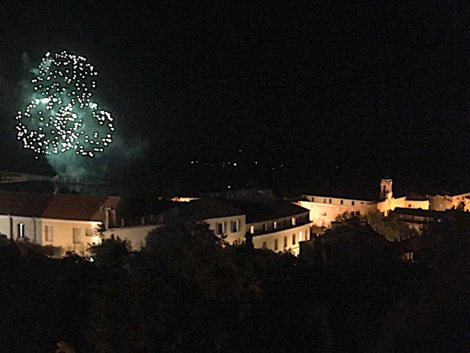 Bastia : le feu d'artifice en quelques images Bastia : le feu d'artifice en quelques images