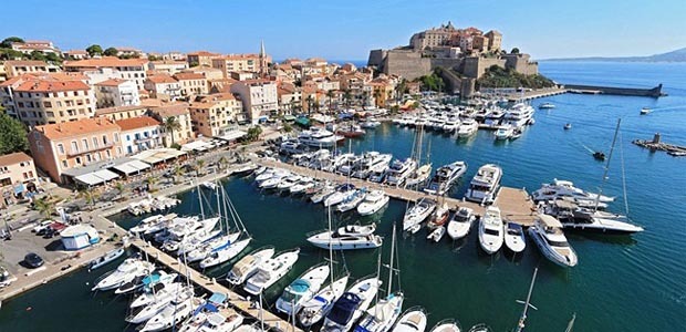 Panne d'électricité et d'informatique au port de plaisance de Calvi