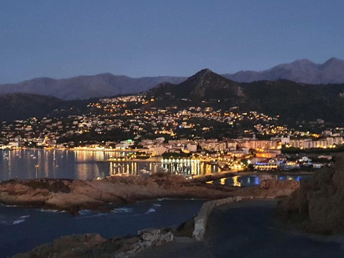 La photo du jour : les lumières de Lisula