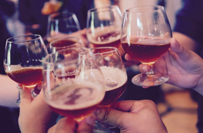 Photo illustration d'un bar - Pixabay