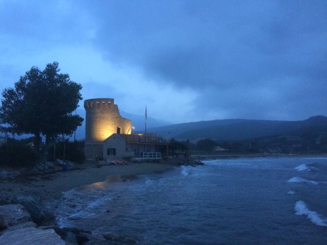 La photo du jour : l'aube sur Ampuglia La photo du jour : l'aube sur Ampuglia