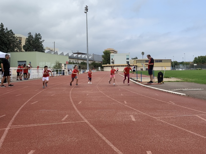 Athlétisme : l’AJB et le minime Kamel El Azouzi en forme Athlétisme : l’AJB et le minime Kamel El Azouzi en forme