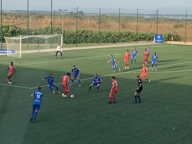 Football : Malgré un super Cropanese, le FCBB concède le nul face à Bourg en Bresse (2-2) Football : Malgré un super Cropanese, le FCBB concède le nul face à Bourg en Bresse (2-2)