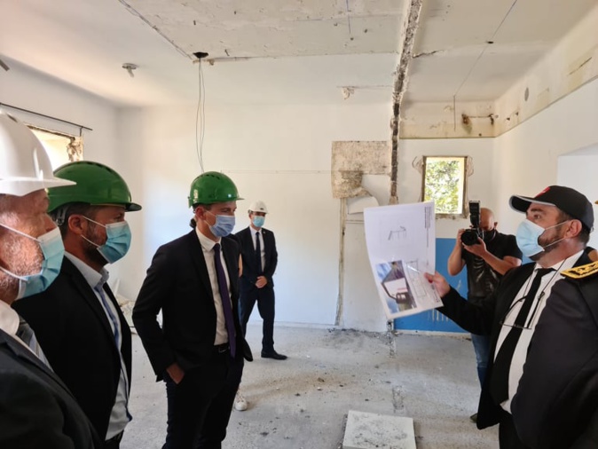 Visite de chantier pour le directeur du CROUS Marc-Paul Luciani et le ministre Olivier Dussopt. Crédits Photo : Pierre-Manuel Pescetti Visite de chantier pour le directeur du CROUS Marc-Paul Luciani et le ministre Olivier Dussopt. Crédits Photo : Pierre-Manuel Pescetti