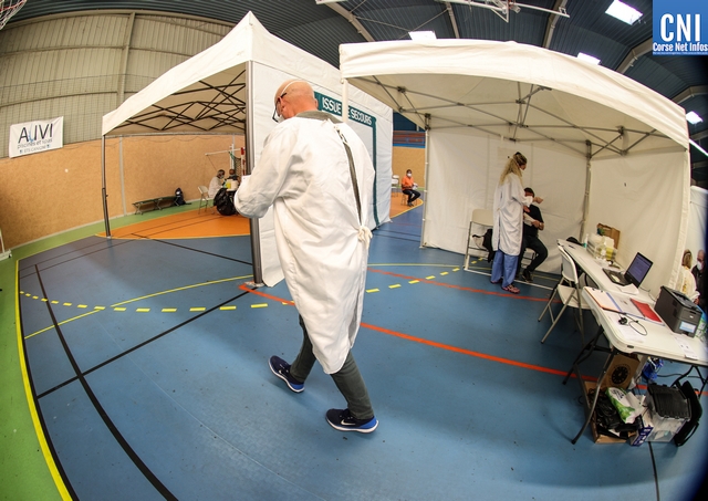 Photo illustration archives CNI