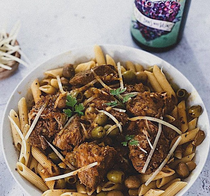 A table : sauté de veau aux olives et champignons avec La petite cuisine de Marie A table : sauté de veau aux olives et champignons avec La petite cuisine de Marie