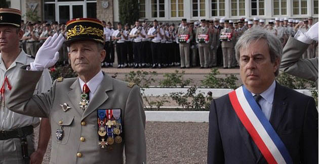 Prise d'armes au 2e REP de Calvi pour la Saint-Michel