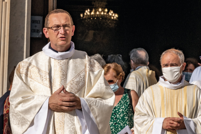 Le père Bertoni, photo Eglise de Corse. Le père Bertoni, photo Eglise de Corse.