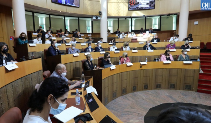 Cherté des carburants : L’Assemblée de Corse acte des pistes d’action pour faire baisser les prix Cherté des carburants : L’Assemblée de Corse acte des pistes d’action pour faire baisser les prix