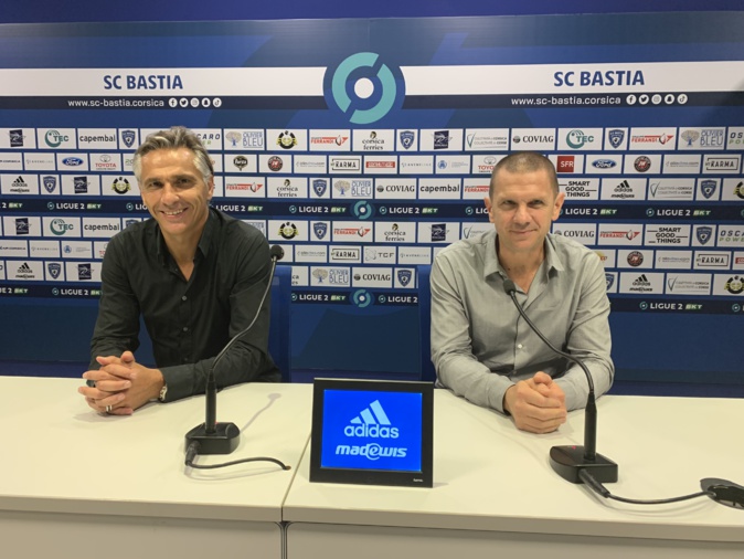 Le président du SCB, Claude Ferrandi (à dr) a présenté le nouvel entraineur du club, Régis Brouard. Le président du SCB, Claude Ferrandi (à dr) a présenté le nouvel entraineur du club, Régis Brouard.