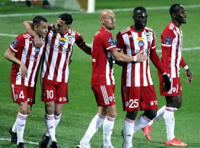 L'ACA domine Nîmes dans le Gard L'ACA domine Nîmes dans le Gard