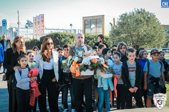 Les enfants de l’Ecole Albert-Camus de Lisula, se sont rendus au Stade Armand Cesari Les enfants de l’Ecole Albert-Camus de Lisula, se sont rendus au Stade Armand Cesari
