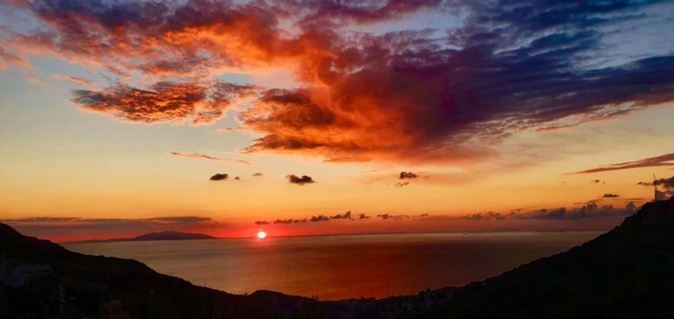 Aurore sanguine dans le vallon de Silgagja (Marité Valery)