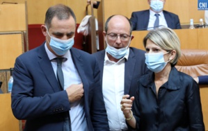 Gilles Simeoni, Paul-Félix Benedetti et Nanette Maupertuis. Photo Michel Luccioni. Gilles Simeoni, Paul-Félix Benedetti et Nanette Maupertuis. Photo Michel Luccioni.