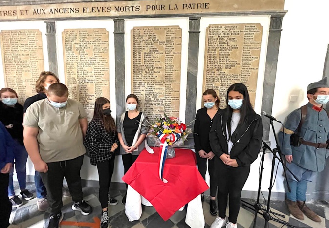 Bastia : l’hommage du collège Vinciguerra à ses 200 morts de la Grande Guerre Bastia : l’hommage du collège Vinciguerra à ses 200 morts de la Grande Guerre