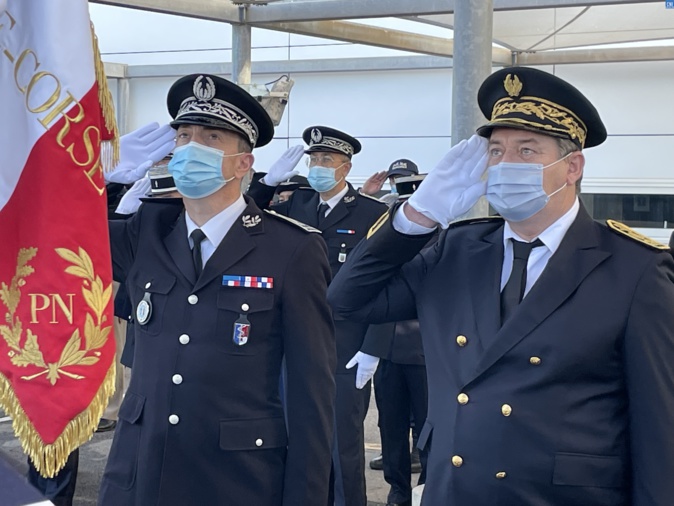 Joël-Patrick Terry, le nouveau patron des policiers de Haute-Corse avec le préfet François Ravier Joël-Patrick Terry, le nouveau patron des policiers de Haute-Corse avec le préfet François Ravier