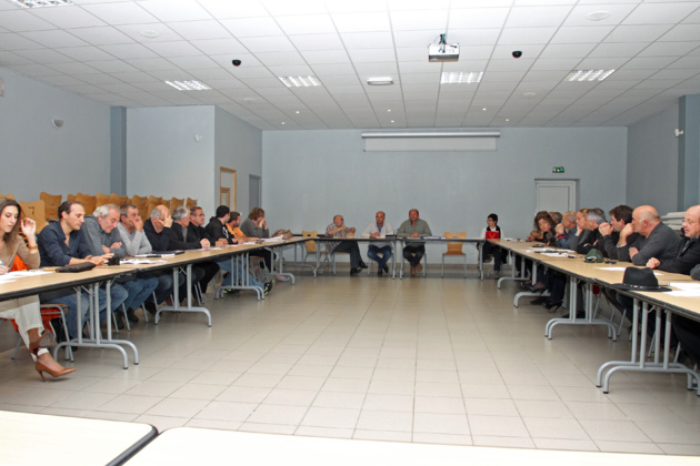 Ordre du jour chargé pour le dernier conseil communautaire Ordre du jour chargé pour le dernier conseil communautaire