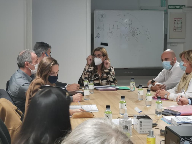 Angèle Bastiani, présidente de l’Agence du Tourisme de la Corse avec à ses côtés, Jean-Marc Ambrosiani, directeur de l’Agence de Transition Ecologique (Ademe), Nathalie Bonin, référente du tourisme durable de l’Afnor, Jean-Louis Moretti, responsable du Pôle de Développement de l’ATC, Gérard Peraldi, Secrétaire Général de l’ATC, Guy Susini, président des écolabellisés de Corse, Michel Ferrandi et Jean-Michel Pedinielli - Photo Michel Luccioni Angèle Bastiani, présidente de l’Agence du Tourisme de la Corse avec à ses côtés, Jean-Marc Ambrosiani, directeur de l’Agence de Transition Ecologique (Ademe), Nathalie Bonin, référente du tourisme durable de l’Afnor, Jean-Louis Moretti, responsable du Pôle de Développement de l’ATC, Gérard Peraldi, Secrétaire Général de l’ATC, Guy Susini, président des écolabellisés de Corse, Michel Ferrandi et Jean-Michel Pedinielli - Photo Michel Luccioni