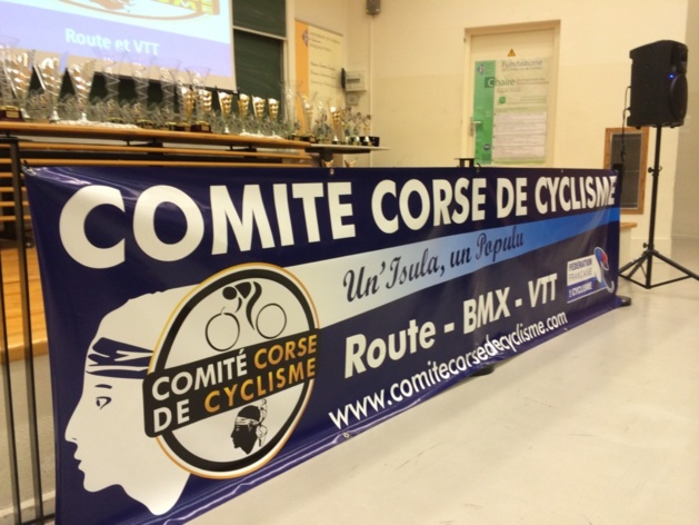 Le comité corse de cyclisme organisait ce dimanche à Corte la cinquième cérémonie de remise des challenges route et VTT (Photo SG)