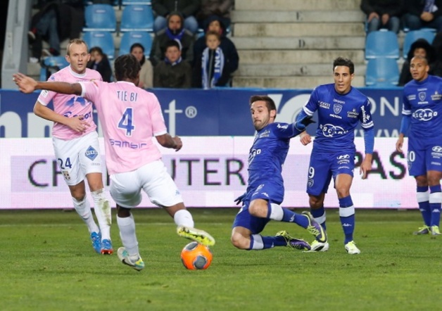 Le Sporting a peiné avant de s'imposer face à Evian-Thonon Le Sporting a peiné avant de s'imposer face à Evian-Thonon