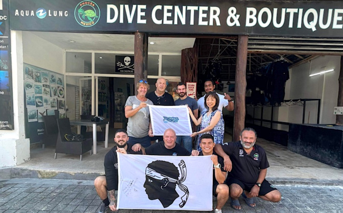 Tony Viacara et les membres de l’association « Un Océan De Vie Corse ». Tony Viacara et les membres de l’association « Un Océan De Vie Corse ».