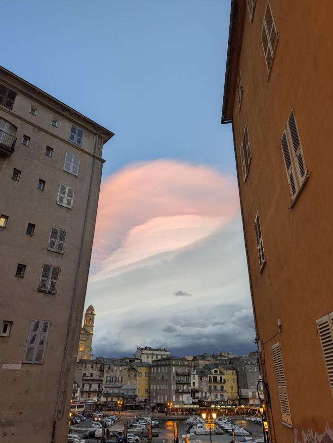 La photo du jour : Bastia dans le vent