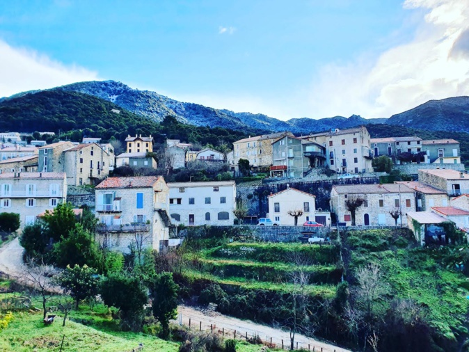 Le village d'Olivese Le village d'Olivese