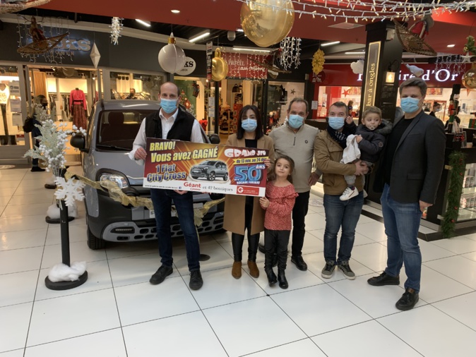 Un bien beau Noël pour Magalie Ferrari gagnante d'une Fiat Panda City Cross